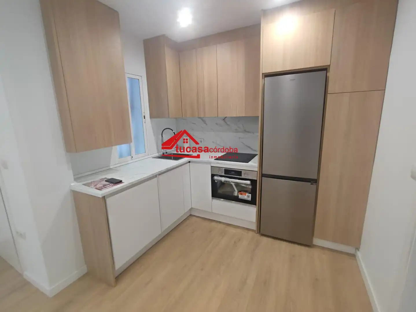 Kitchen of Flat for sale in Córdoba  with Air Conditioner and Parquet flooring