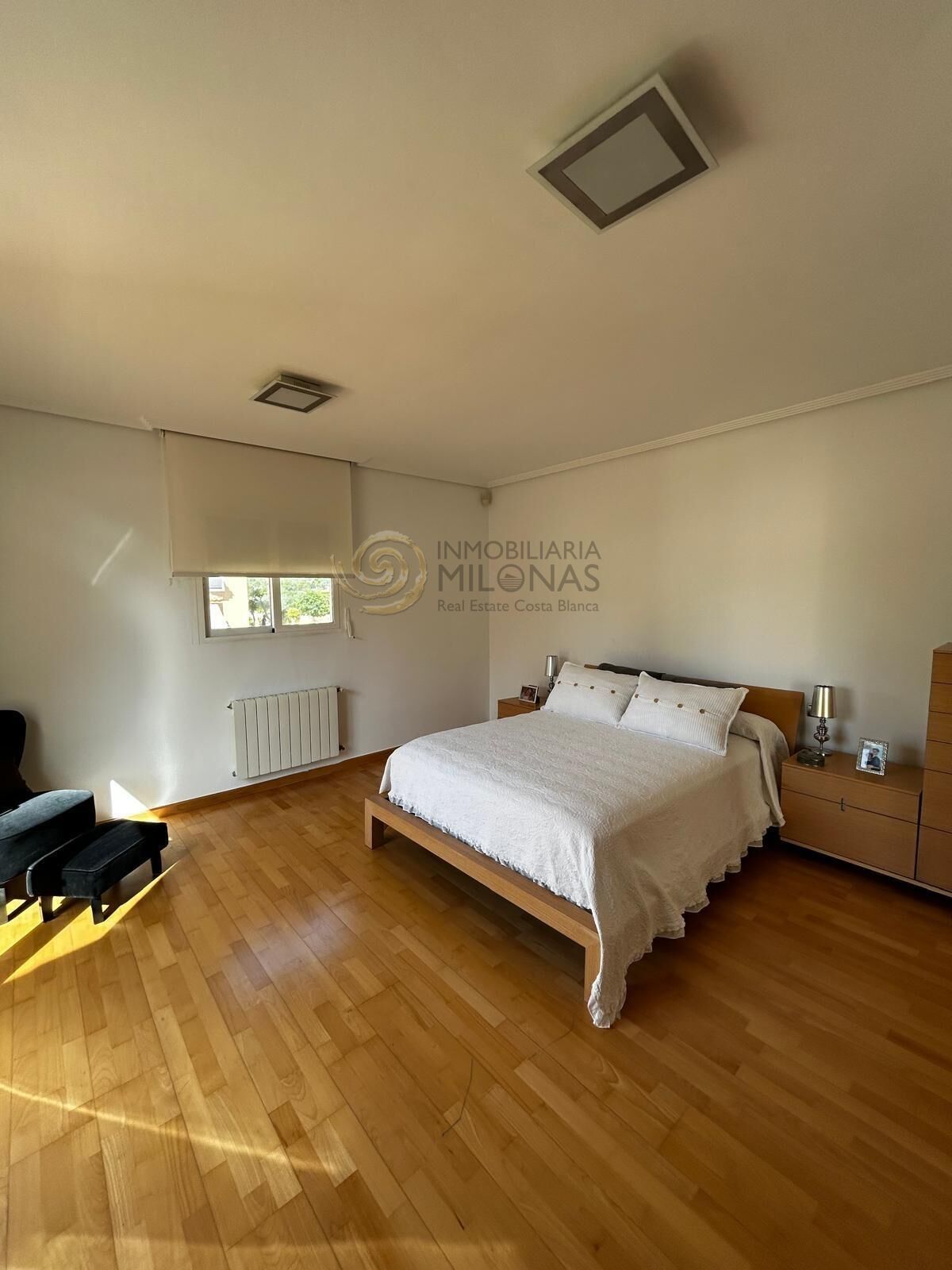 Dormitori de Casa o xalet en venda en Benidorm amb Aire condicionat, Jardí privat i Terrassa