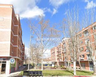 Vista exterior de Pis en venda en  Logroño amb Calefacció, Parquet i Traster