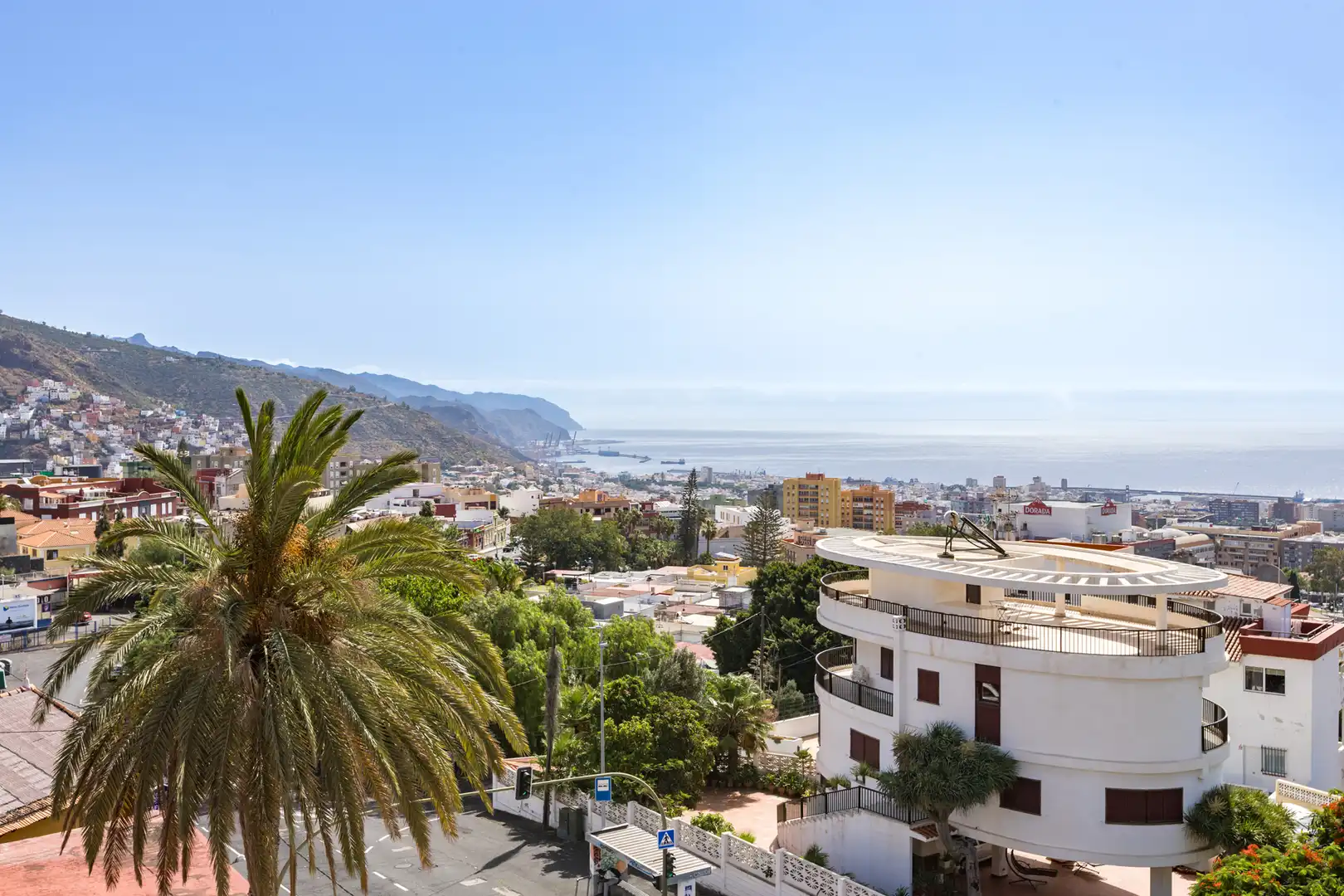 Vista exterior de Casa adosada en venta en Santa Cruz de Tenerife con Jardín privado, Horno y Balcón