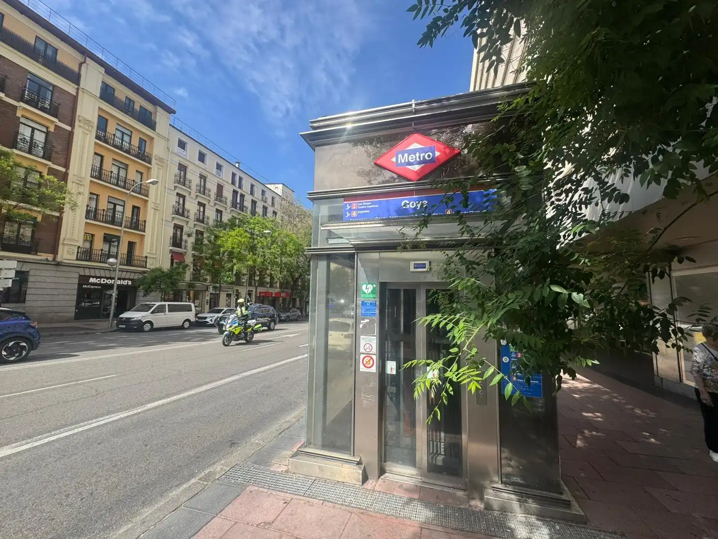 Parking de Piso en venta en Madrid con Calefacción, Parquet y Trastero