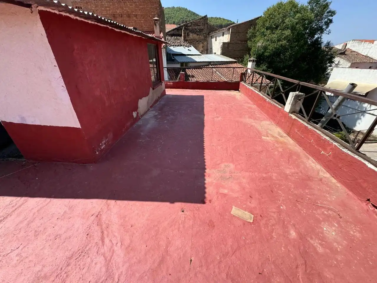 Terrassa de Casa o xalet en venda en Benatae