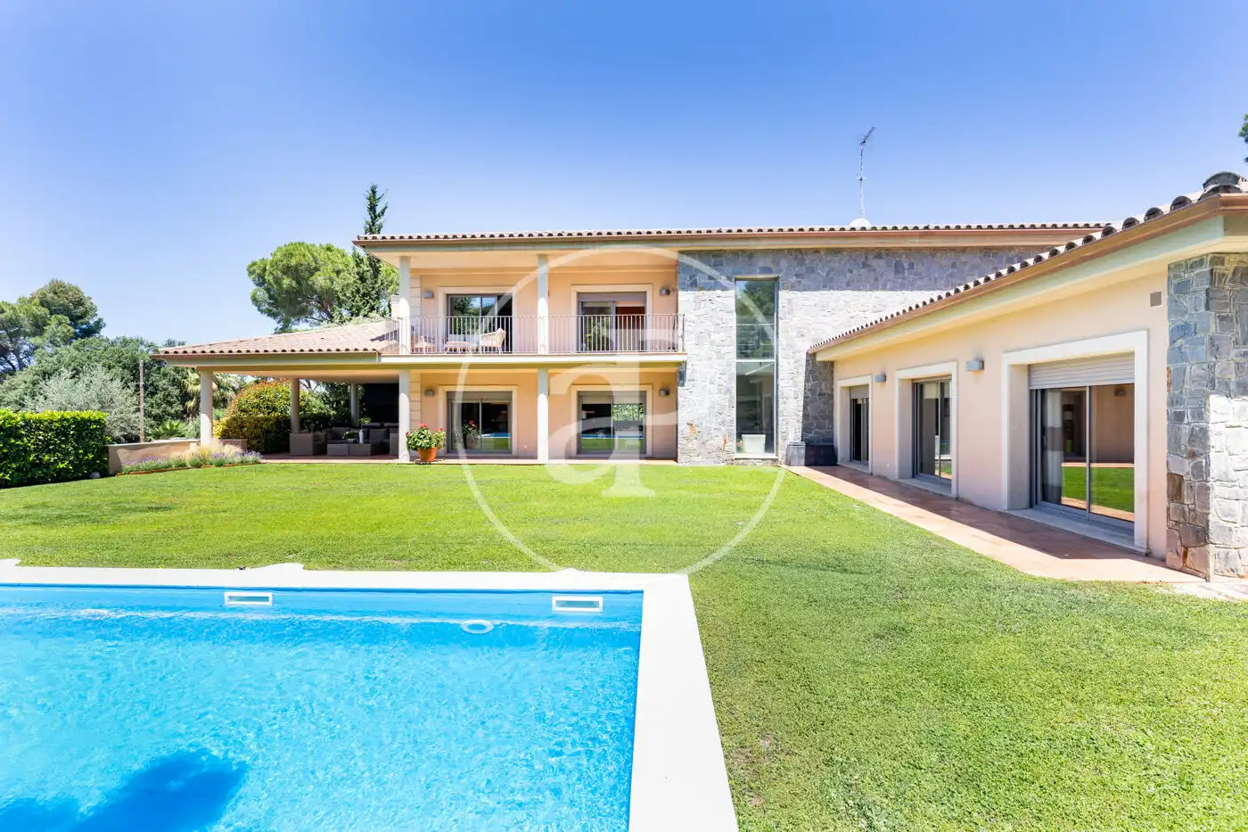 House with terrace for sale in Passeig Noguera, imagen 2