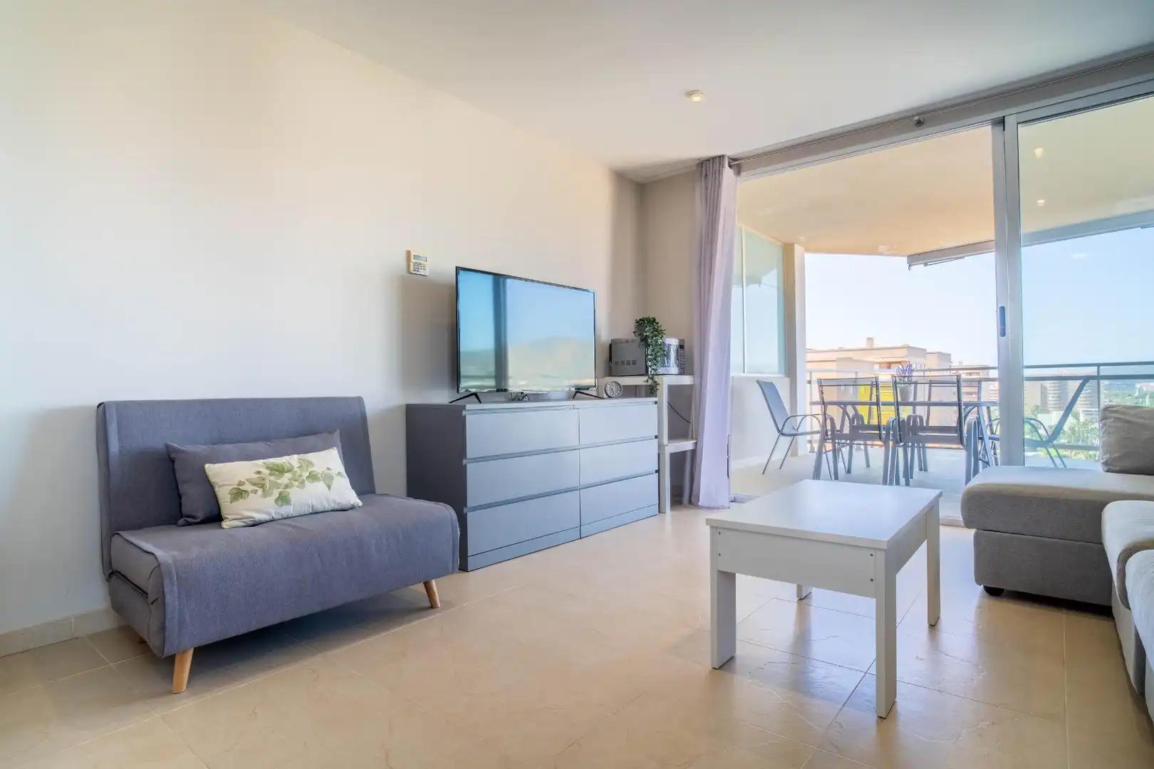 Living room of Apartments for sale in Oropesa del Mar / Orpesa  with Air Conditioner, Private garden and Terrace