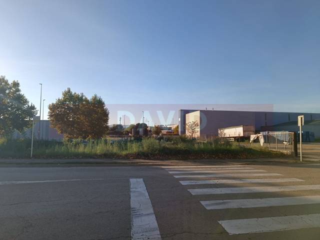 Terreno residencial en Venta en Calle Onyar_Ind.Sec.Llevant en Riudellots de la Selva