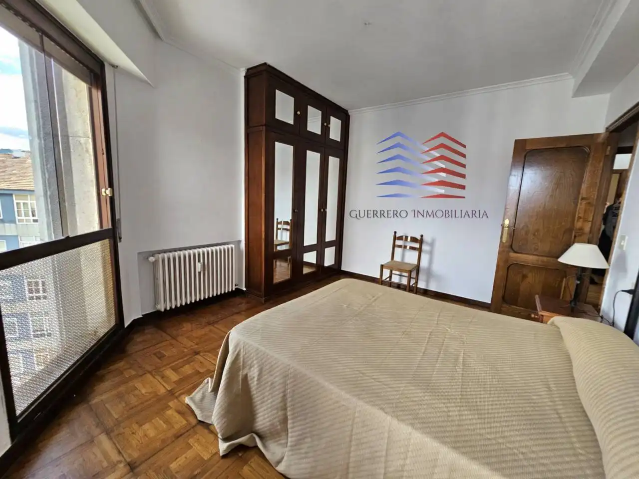 Habitación de Piso de alquiler en Ourense Capital  con Calefacción, Parquet y Trastero