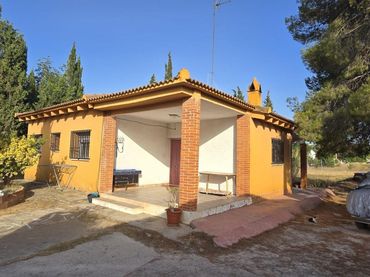 Villa avec piscine à vendre à Urbanizaciones