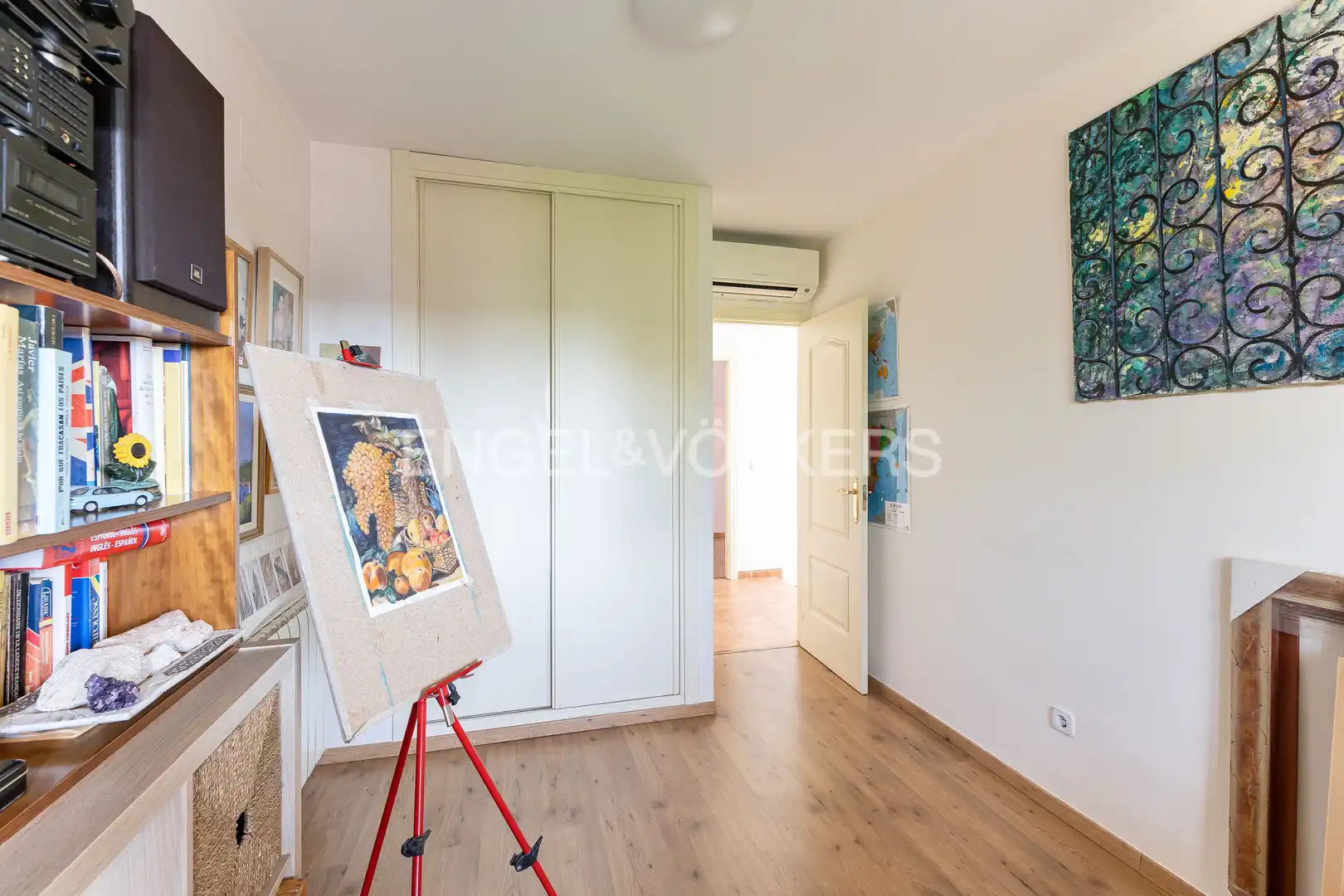 Bedroom of Detached homes for sale in Madrid  with Air Conditioner, Heating and Private garden