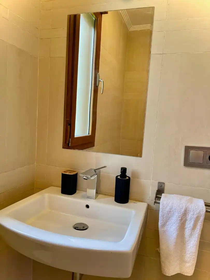 Bany de Casa o xalet en venda en Villayerno Morquillas amb Calefacció, Jardí privat i Terrassa
