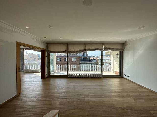 Piso en Venta en Carrer dels Valero en Sant Gervasi- Galvany