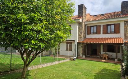 Jardí de Casa o xalet en venda en Torrelavega  amb Terrassa