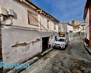 Vista exterior de Casa adosada en venda en Arenas de San Pedro