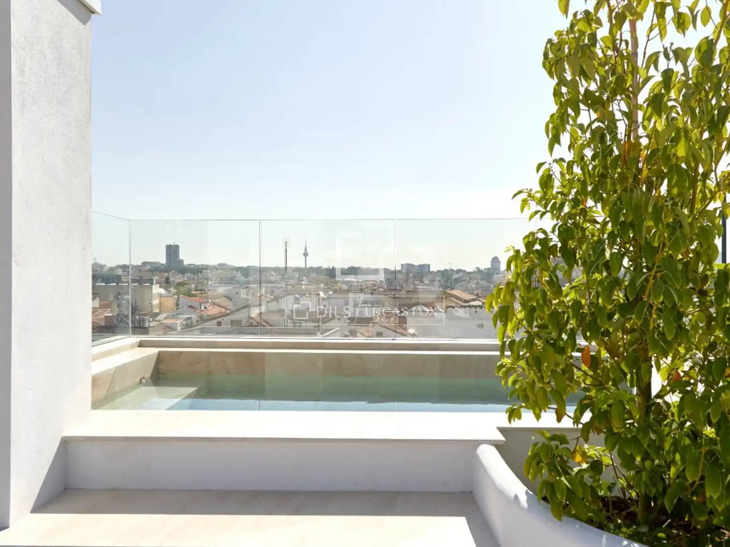 Terrassa de Àtic de lloguer en Madrid amb Aire condicionat, Calefacció i Terrassa