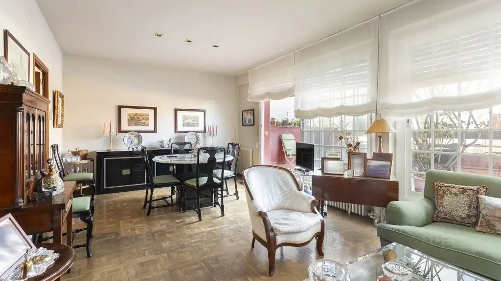 Comedor de Ático en venta en Barcelona con Aire acondicionado, Calefacción y Parquet