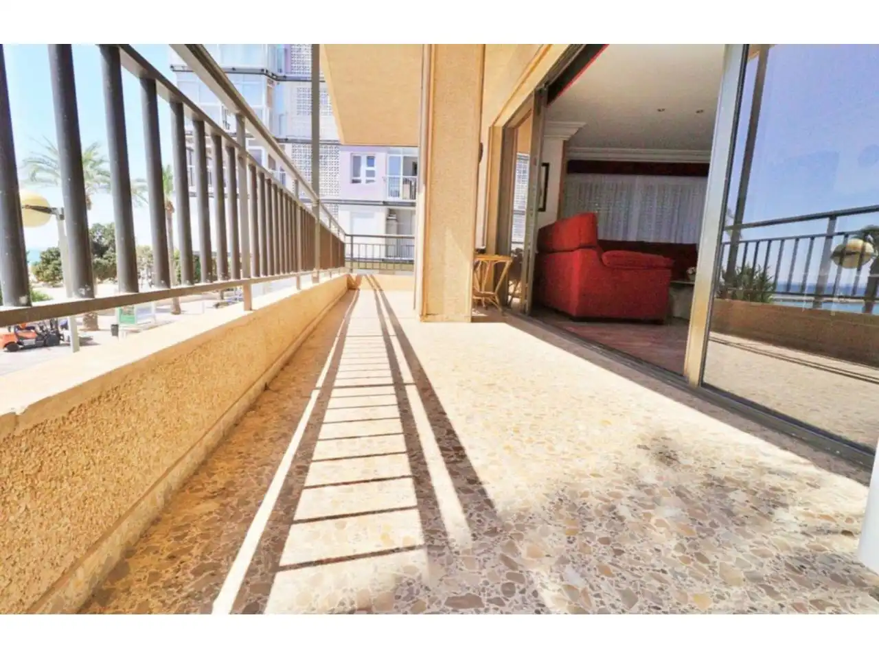Flat with terrace to rent in Santa Pola ciudad, imagen 3