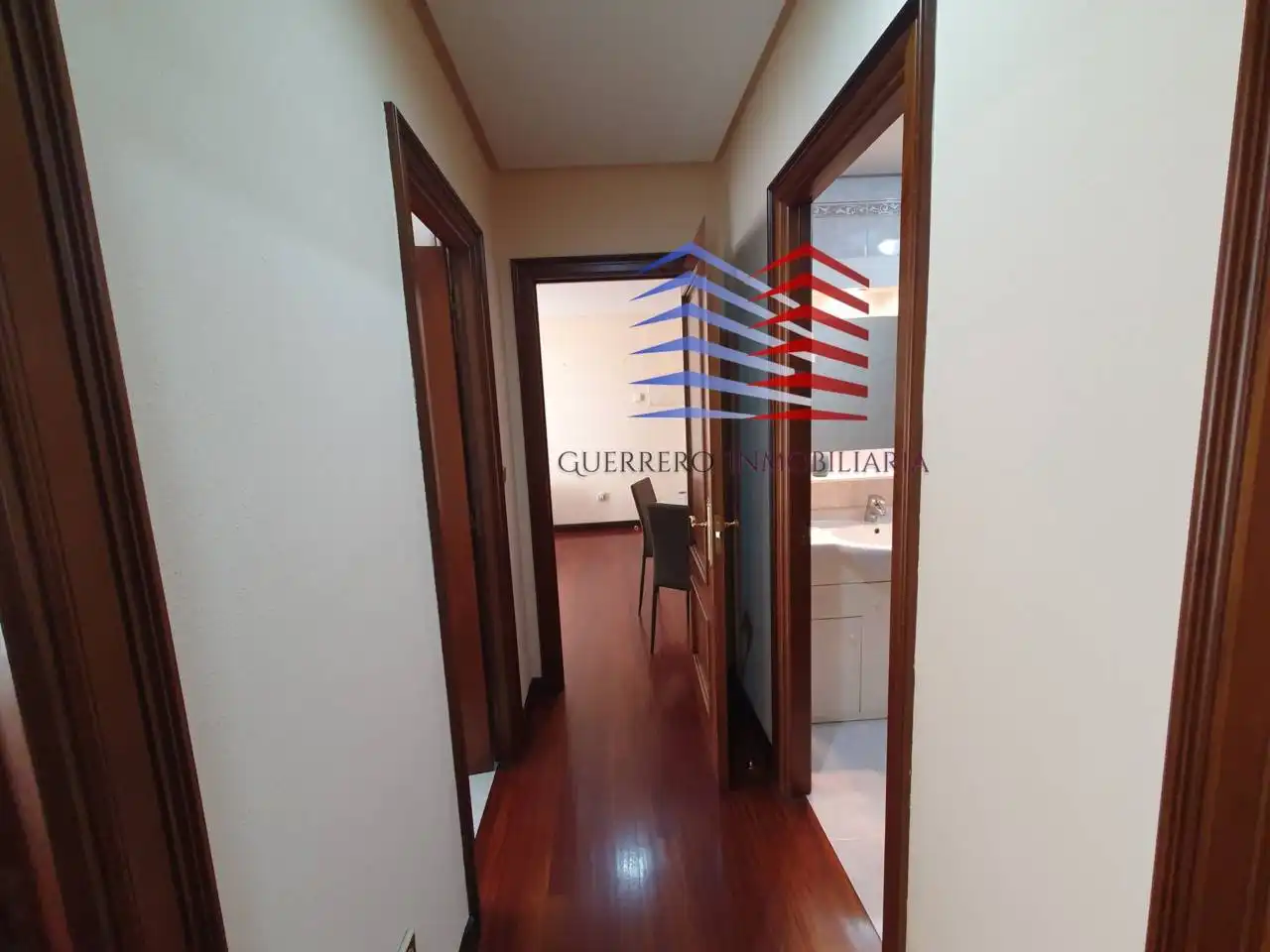 Apartamento de alquiler en Ourense Capital  con Calefacción, Parquet y Amueblado