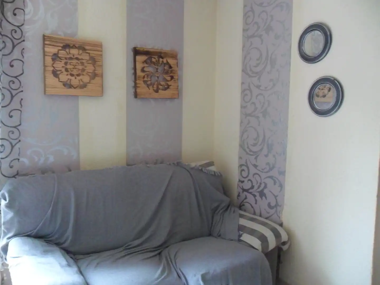 Sala de estar de Piso de alquiler en Granada con Calefacción y Jardín privado