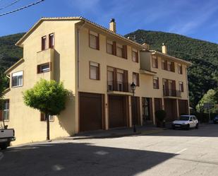 Vista exterior de Casa o xalet en venda en Cercs amb Jardí privat