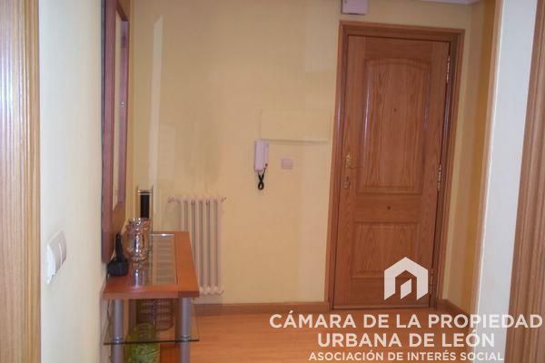 Pis en venda en León Capital  amb Calefacció