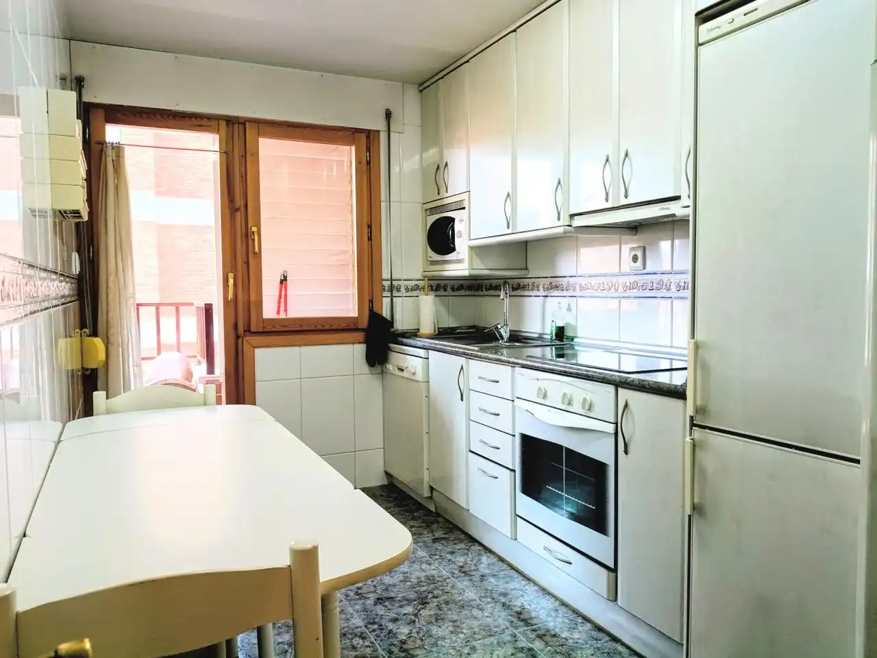 Flat for rent in Calle de Pedro Monton Puerto, Plaza de Toros - Barón de Warsage