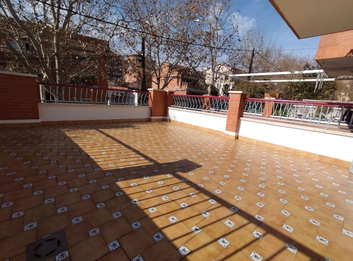 Terrace of Flat for sale in Santa Coloma de Gramenet  with Private garden, Terrace and Balcony