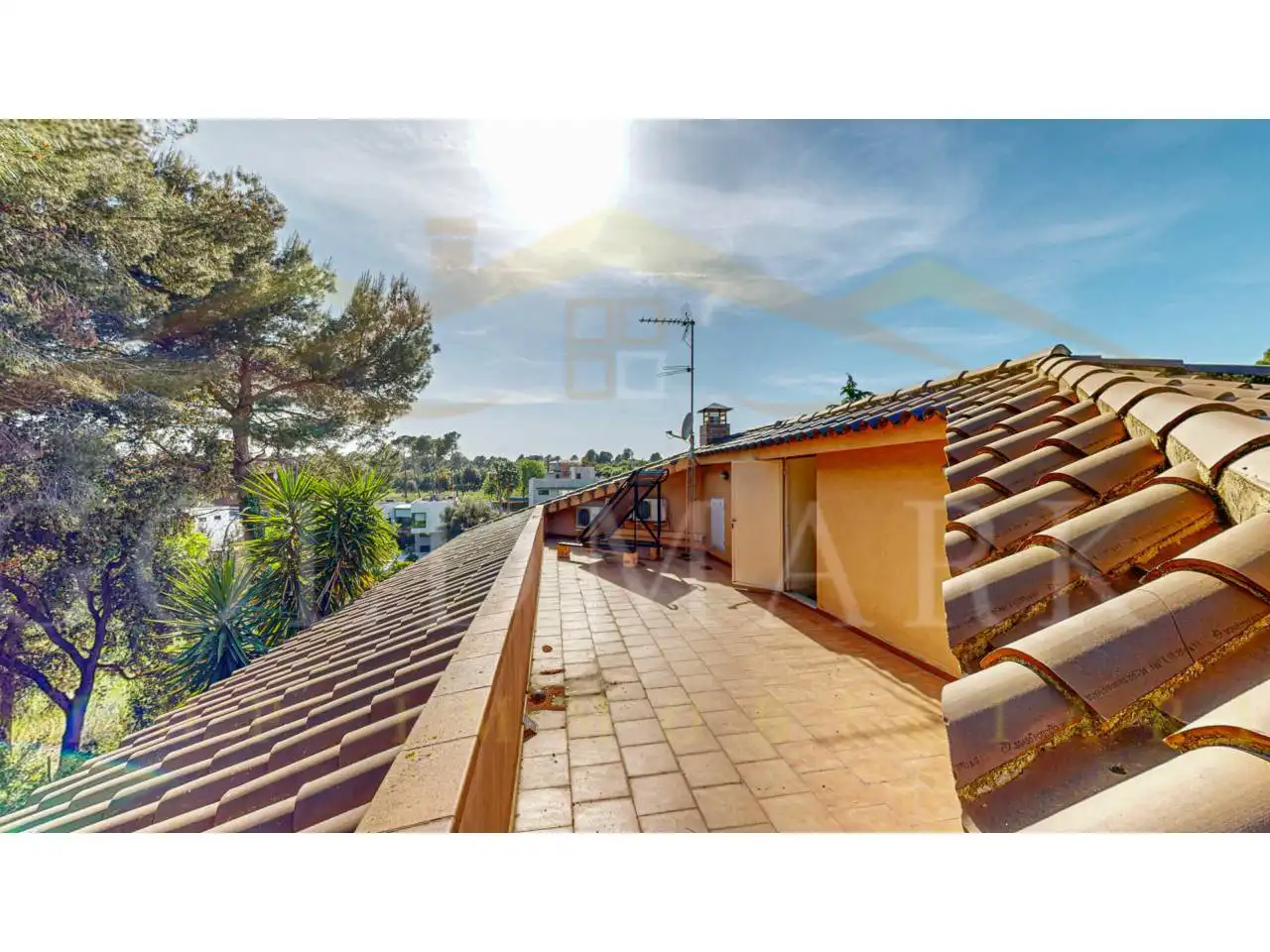 Vista exterior de Casa o xalet en venda en Sabadell amb Aire condicionat, Jardí privat i Terrassa