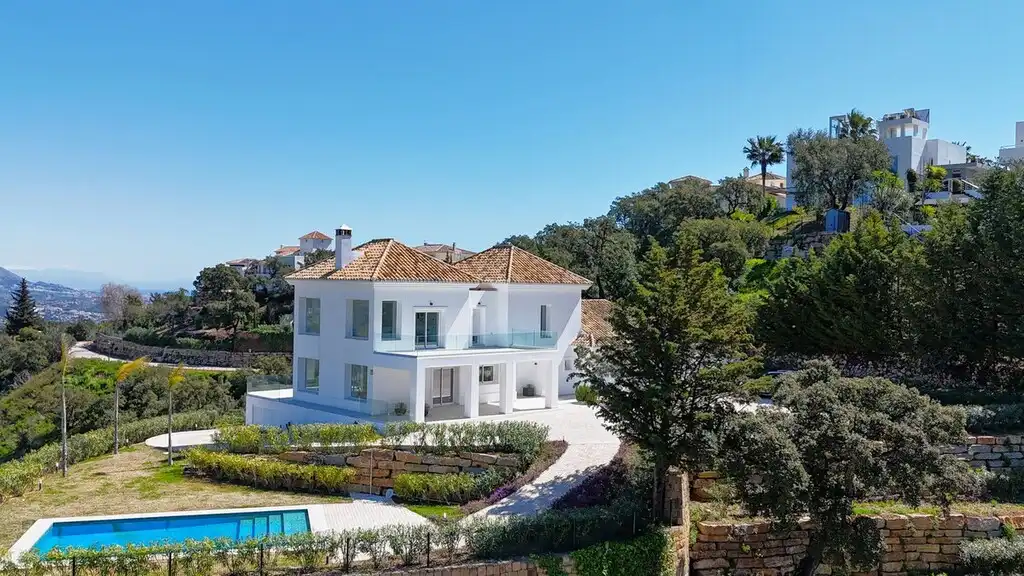 Chalet con piscina en venta en La Mairena, imagen 4