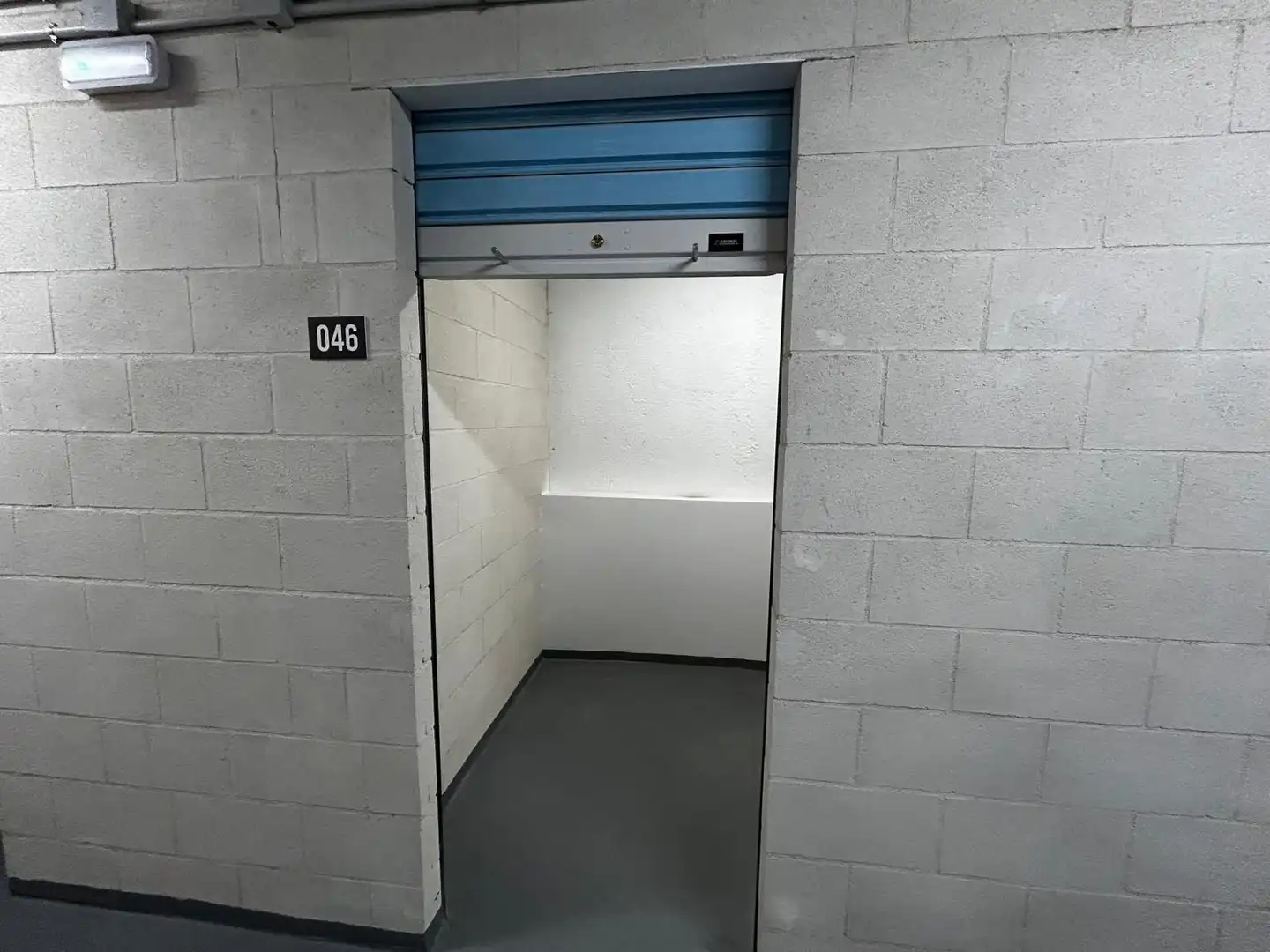 Storage room for sale in San Marcelino, Aluche