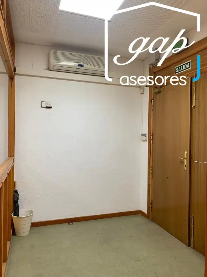 Local comercial de lloguer a San Cosme, imagen 2