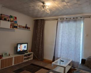 Living room of Flat to rent in Puertollano  with Air Conditioner and Terrace