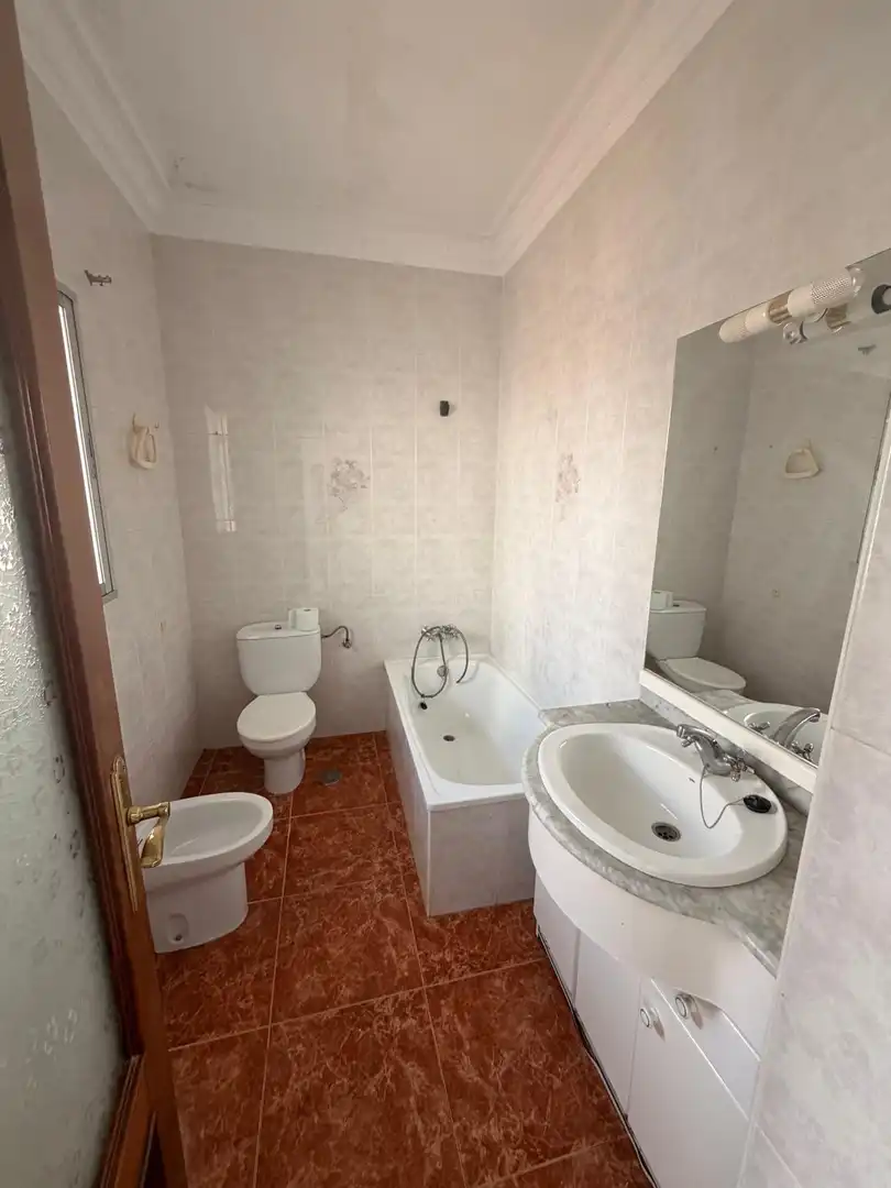 Bathroom of Houses for sale in Morón de la Frontera
