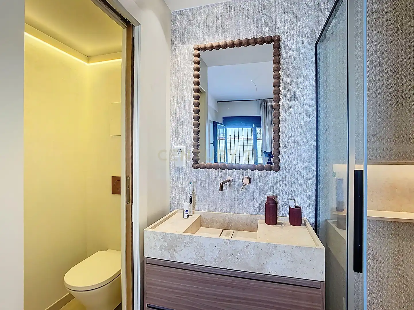 Baño de Piso de alquiler en Rincón de la Victoria con Aire acondicionado y TV