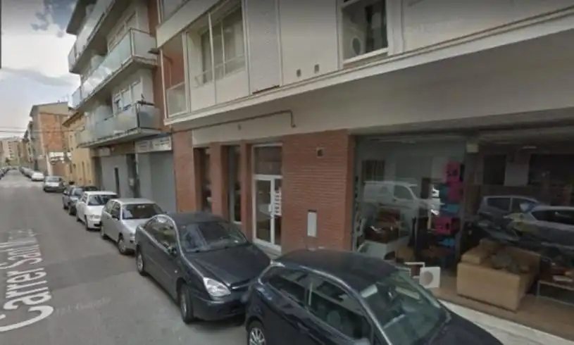 Local comercial de lloguer a Eixample Sud – Migdia