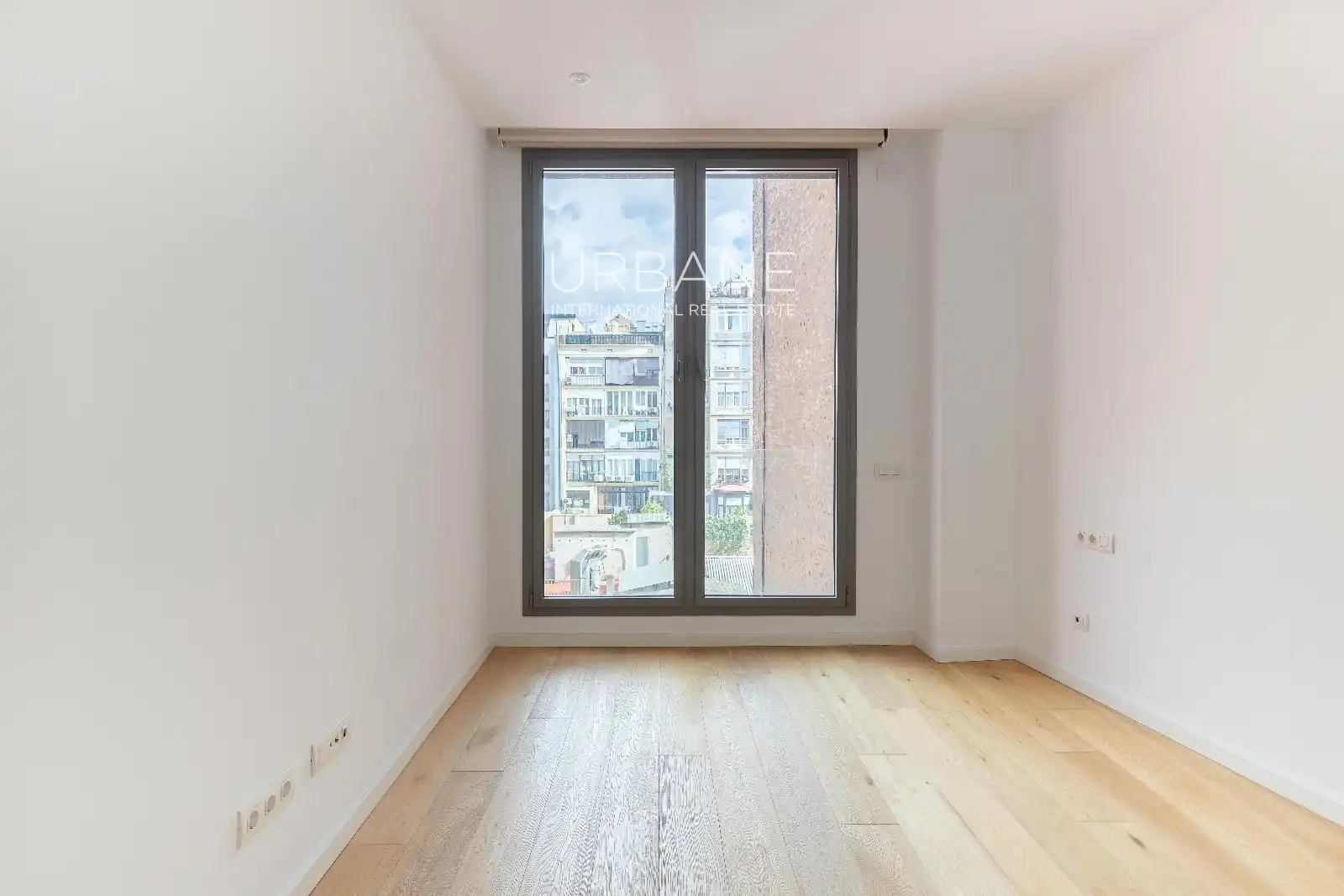Dormitori de Pis en venda en Barcelona amb Aire condicionat, Calefacció i Terrassa