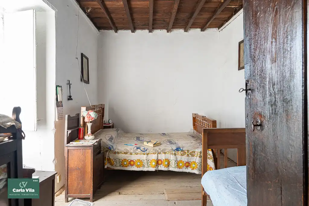 Habitación de Finca rústica en venta en Lugo con Jardín privado, Horno y Balcón