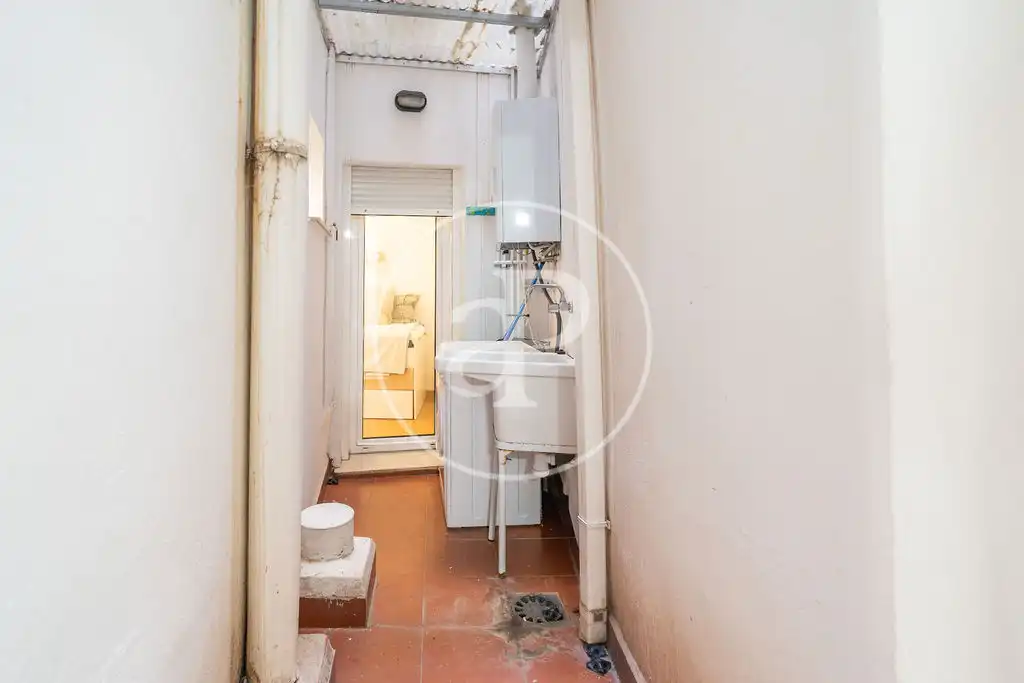 Baño de Piso de alquiler en Valencia con Aire acondicionado, Calefacción y Terraza