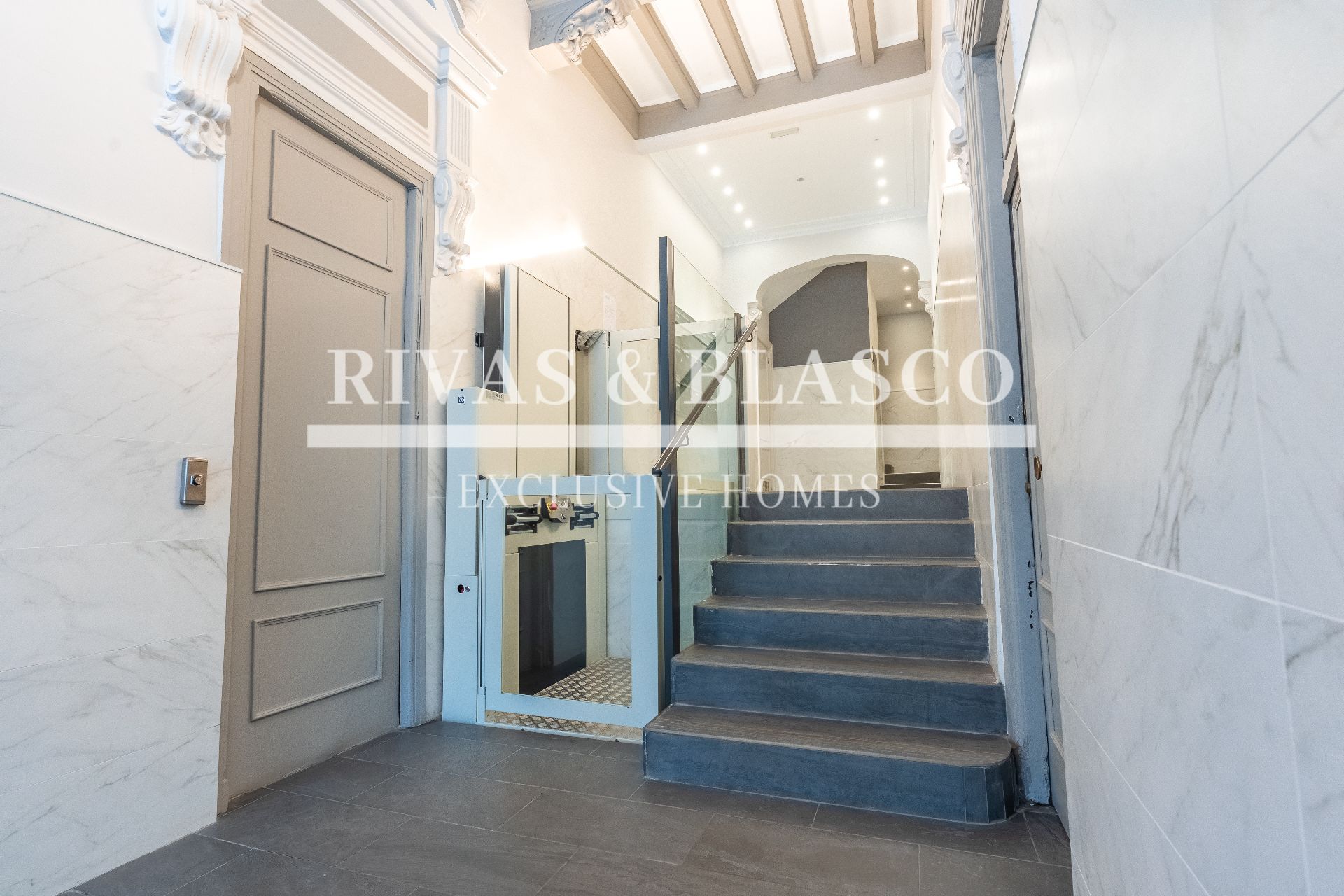 Apartament en venda en Donostia - San Sebastián  amb Calefacció