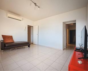 Flat for sale in Gualta  with Air Conditioner, Terrace and Storage room