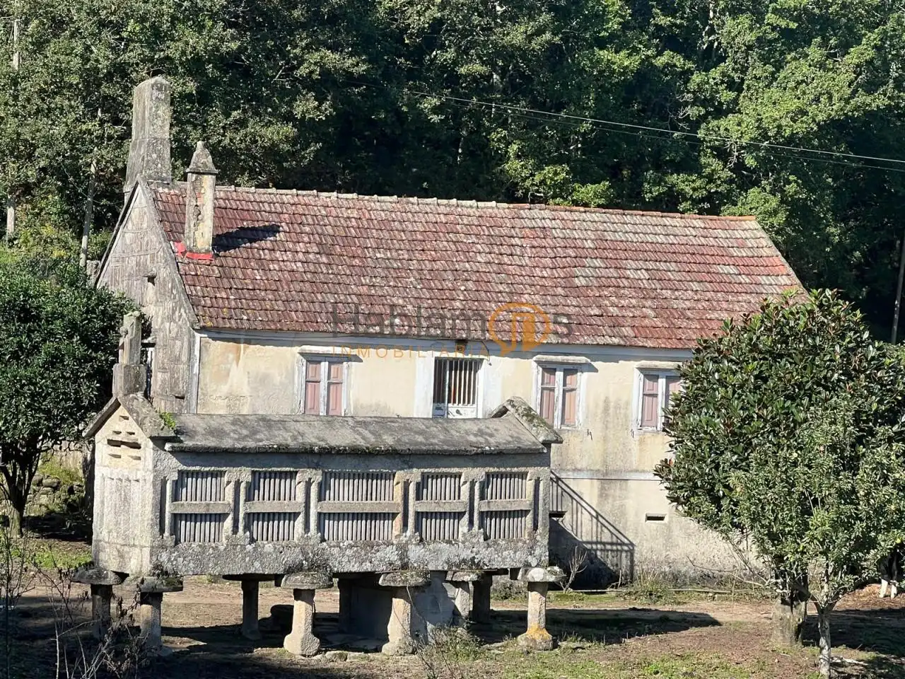 Vista exterior de Finca rústica en venda en Pontevedra Capital  amb Jardí privat, Terrassa i Traster