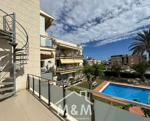 Exterior view of Duplex to rent in Castelldefels  with Terrace