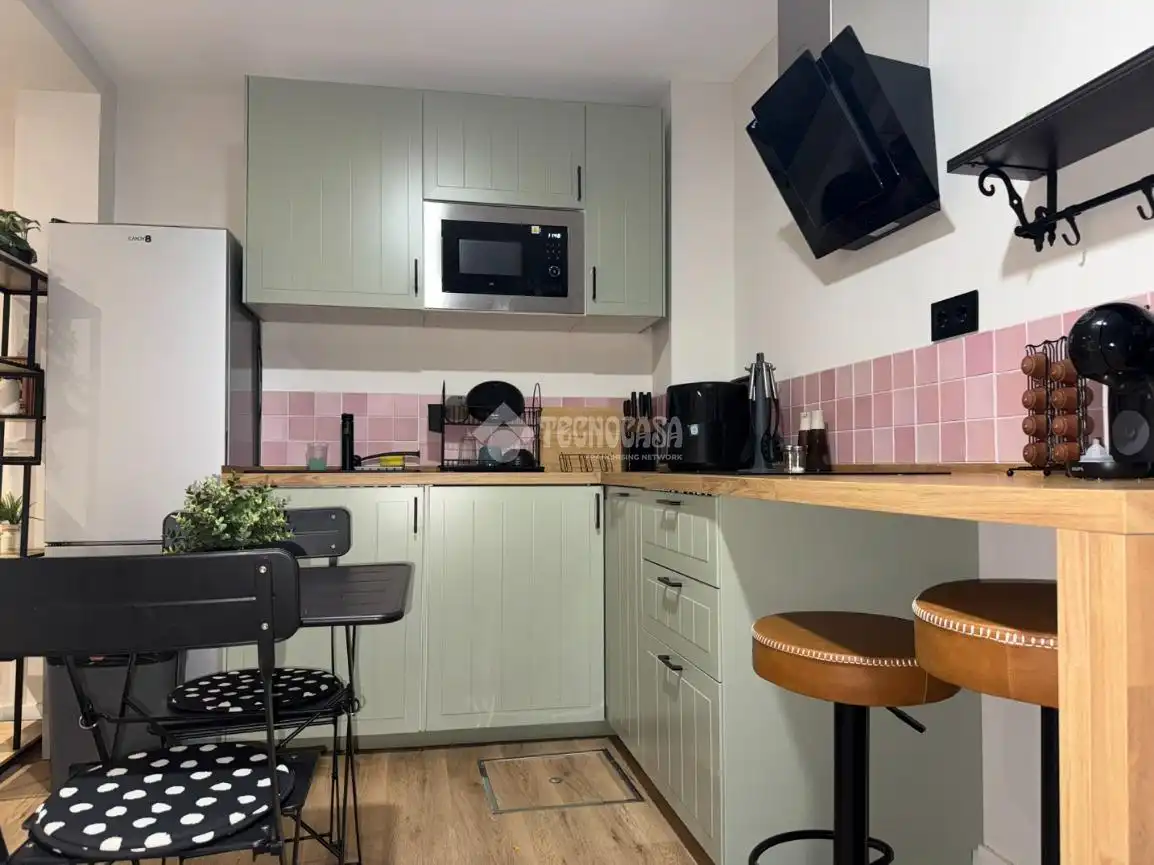 Kitchen of Flat for sale in Sevilla