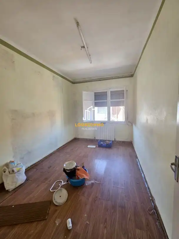 Habitación de Piso en venta en  Logroño con Calefacción