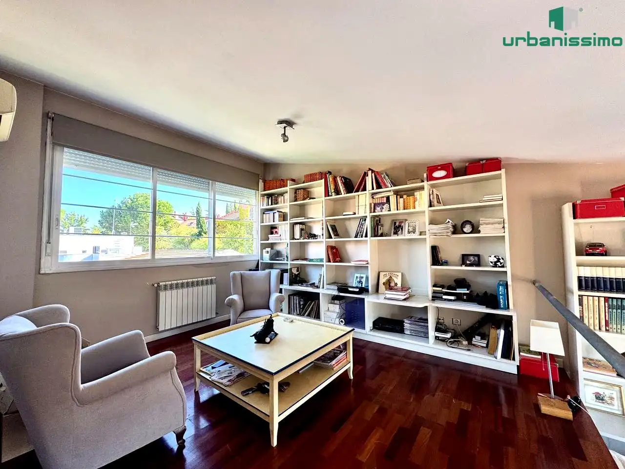 Sala d'estar de Casa o xalet en venda en Moncloa - Aravaca
