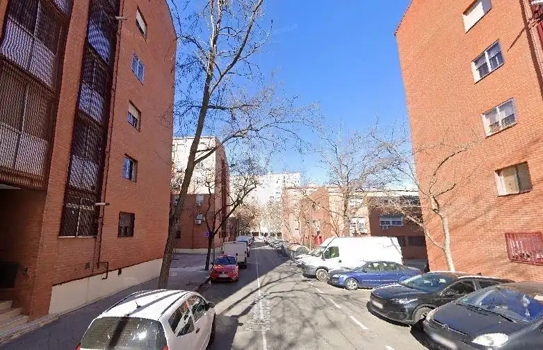 Vista exterior de Piso en venta en Madrid