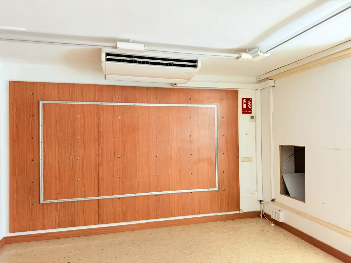 Geschaftsraum zur Miete in  Palma de Mallorca mit Klimaanlage und Heizung