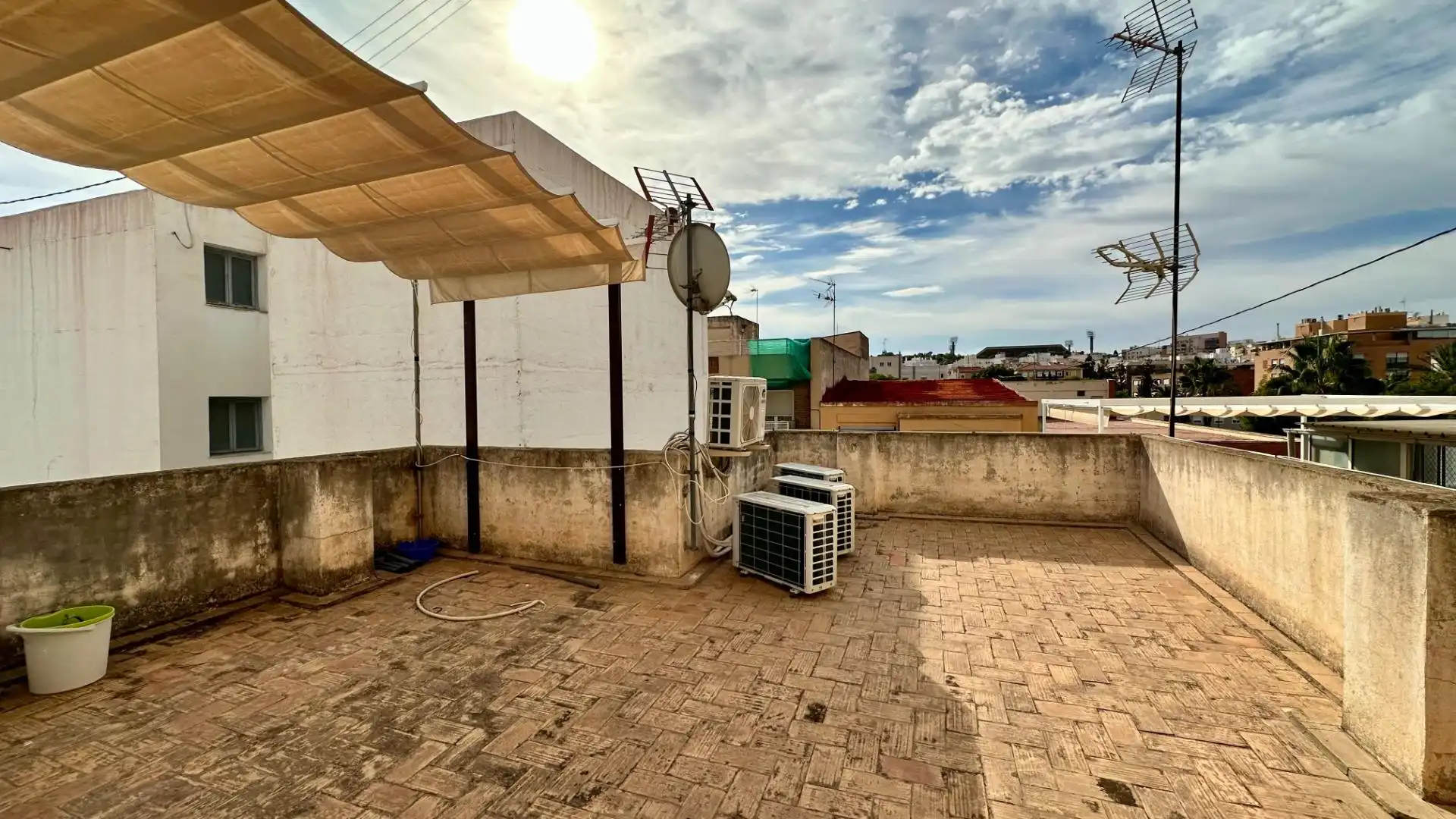 Terrassa de Apartament de lloguer en Alicante / Alacant amb Aire condicionat, Calefacció i Parquet