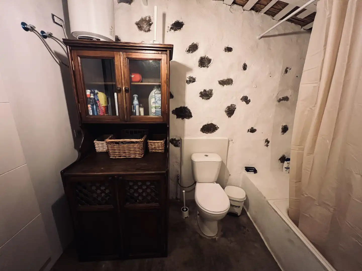 Badezimmer von Haus oder Chalet zur Miete in Adeje mit Klimaanlage, Privatgarten und Terrasse