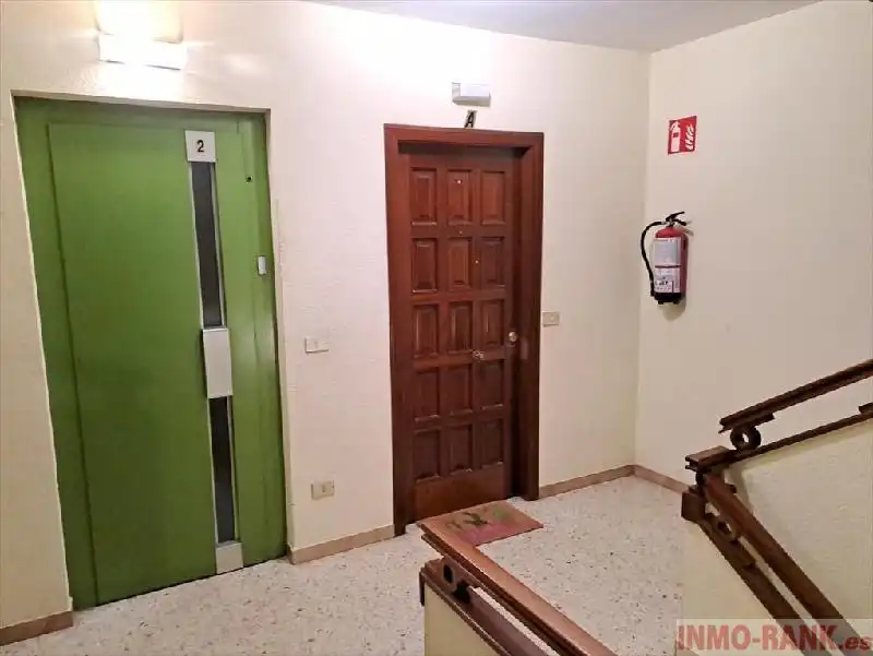 Pis en venda en Tui amb Traster