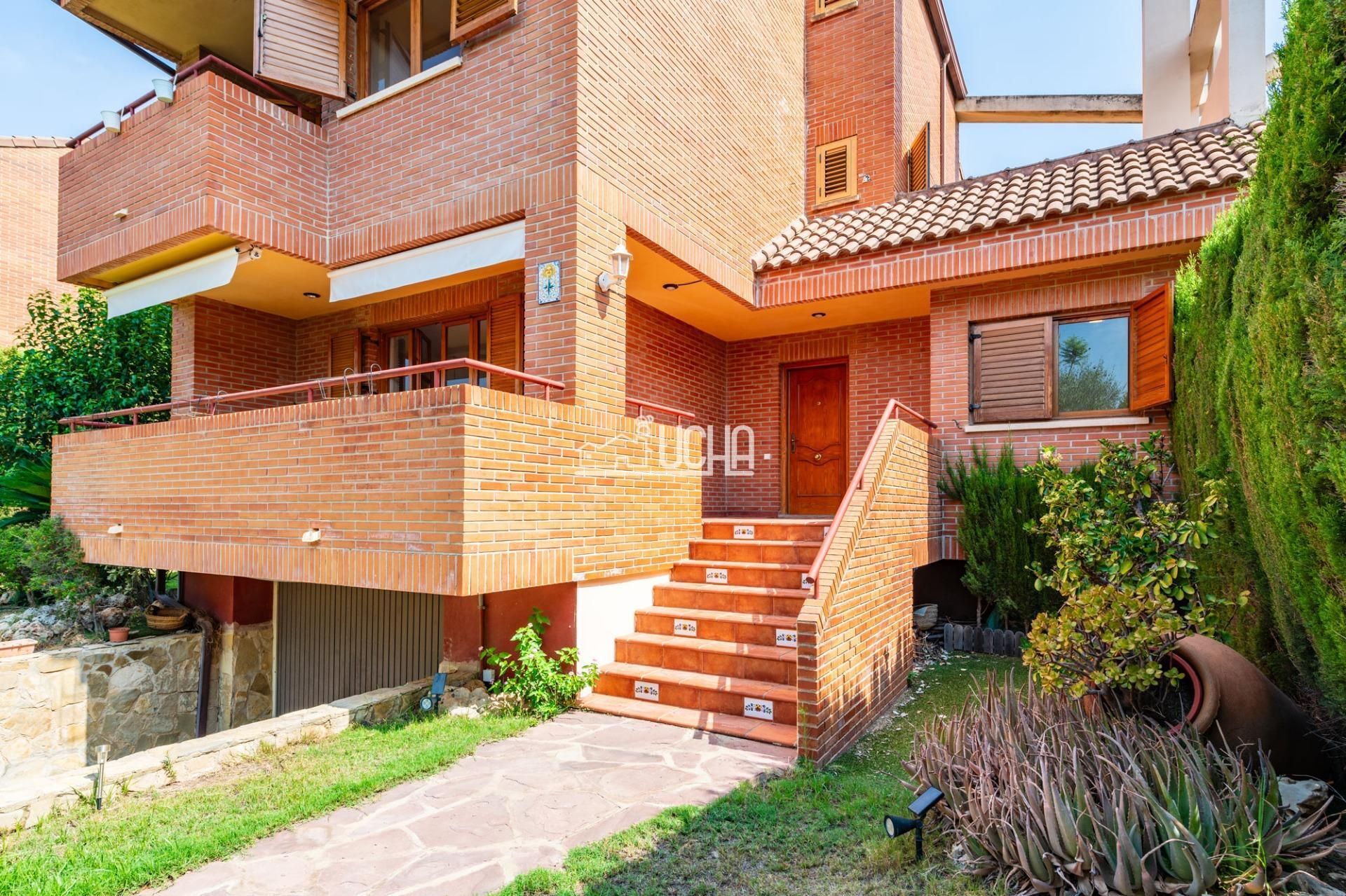 Exterior view of House or chalet for sale in Bétera  with Heating, Private garden and Terrace