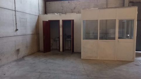 Foto 4 von Fabrikhallen zur Miete in Santiponce, Sevilla
